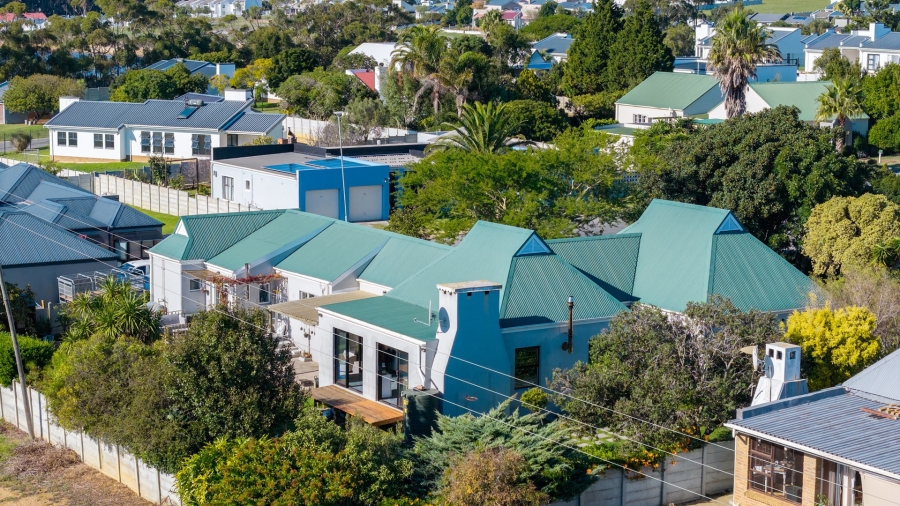 To Let 3 Bedroom Property for Rent in Bredasdorp Western Cape